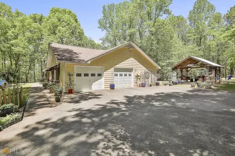111 Fields Rd, Newnan, GA 30263 photo 9