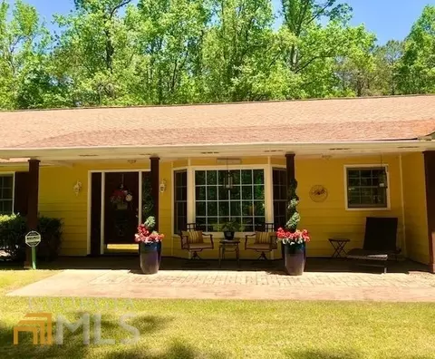 111 Fields Rd, Newnan, GA 30263 photo 4