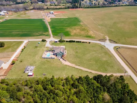 2995 Jonathan Roost Rd, Williamson, GA 30292 photo 5