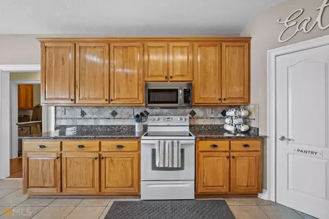 2995 Jonathan Roost Rd, Williamson, GA 30292 photo 19