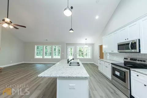 626 Dan Waters Rd, Commerce, GA 30529 photo 12