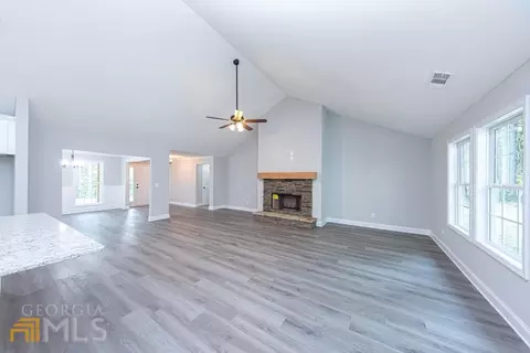 626 Dan Waters Rd, Commerce, GA 30529 photo 8