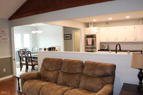 271 Tomme Rd, Lagrange, GA 30240 photo 5