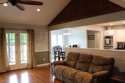 271 Tomme Rd, Lagrange, GA 30240 photo 4