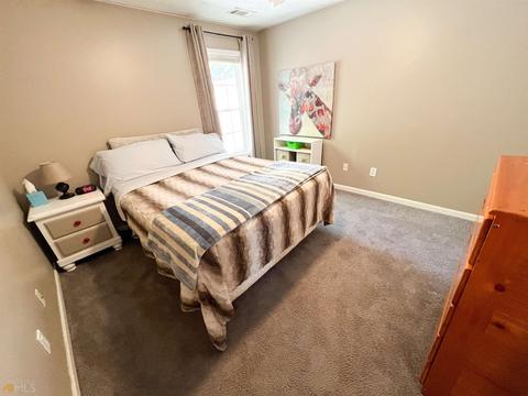 308 Creekside Dr, Lagrange, GA 30240 photo 3