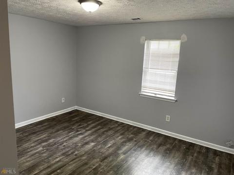 156 W Jessica Ln, Hampton, GA 30228 photo 8