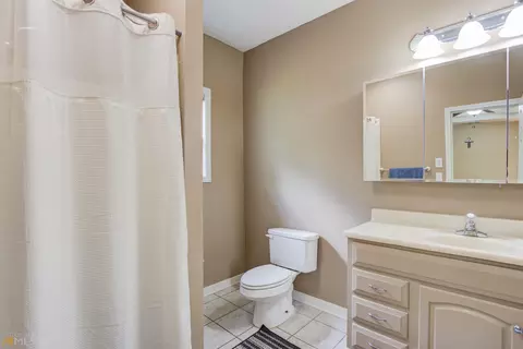107 Hickory Dr, Commerce, GA 30529 photo 16