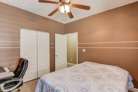 107 Hickory Dr, Commerce, GA 30529 photo 17