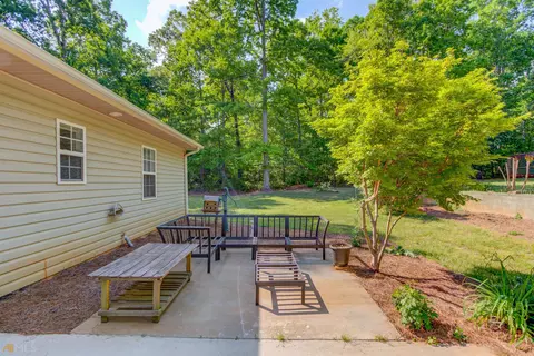 107 Hickory Dr, Commerce, GA 30529 photo 22