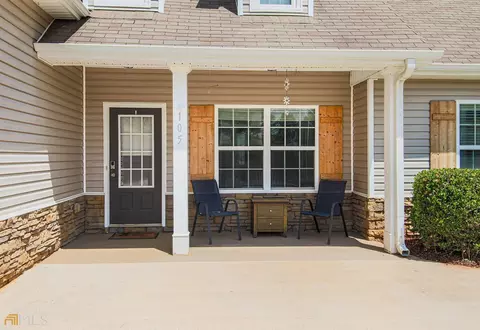 105 Riverchest Ct, Lagrange, GA 30240 photo 3