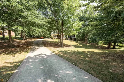 805 Splinter Pointe Pointe, Mcdonough, GA 30252 photo 3