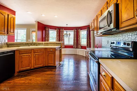 196 Burgess Rd, Lagrange, GA 30241 photo 10