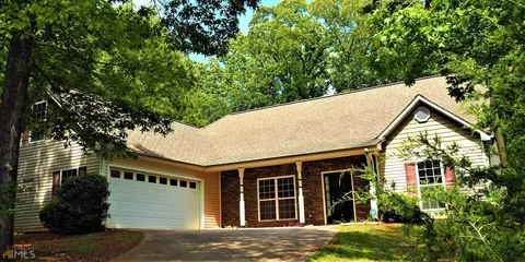 109 Riverchest Ct, Lagrange, GA 30240 photo 1