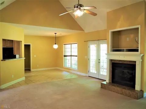 109 Riverchest Ct, Lagrange, GA 30240 photo 3