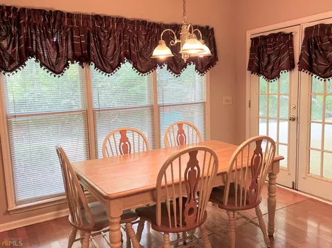 109 Sunny Point Cir, Lagrange, GA 30240 photo 12