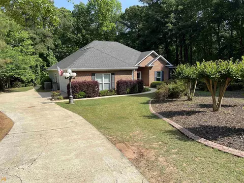 109 Sunny Point Cir, Lagrange, GA 30240 photo 4