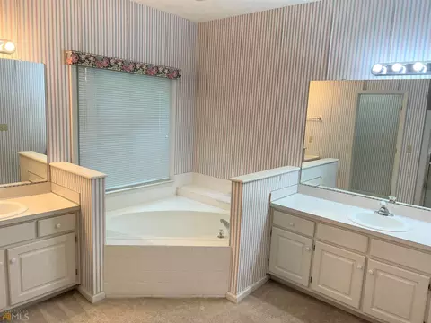 109 Sunny Point Cir, Lagrange, GA 30240 photo 17