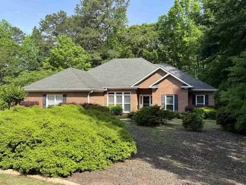 109 Sunny Point Cir, Lagrange, GA 30240 photo 2