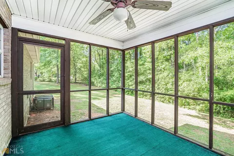 370 Crowell Rd, Porterdale, GA 30014 photo 6