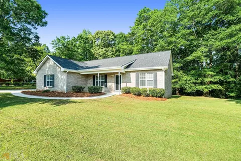370 Crowell Rd, Porterdale, GA 30014 photo 2