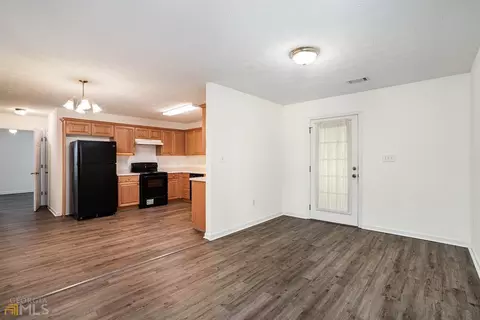 370 Crowell Rd, Porterdale, GA 30014 photo 9