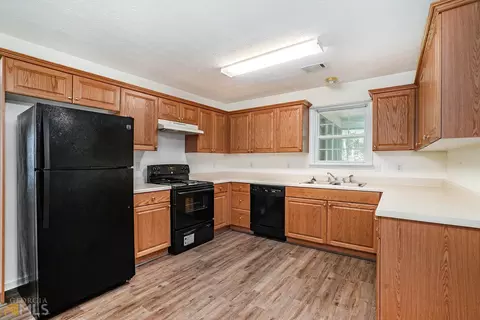 370 Crowell Rd, Porterdale, GA 30014 photo 11