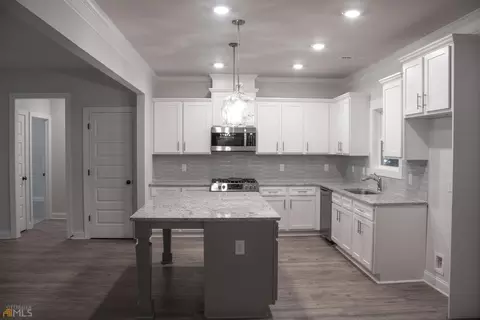 115 Glen Iris Dr, Monroe, GA 30655 photo 5