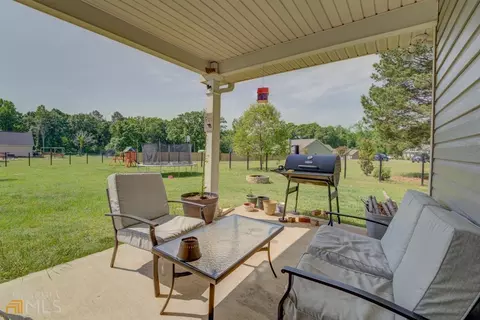 30 Country Meadow Ln, Covington, GA 30014 photo 5