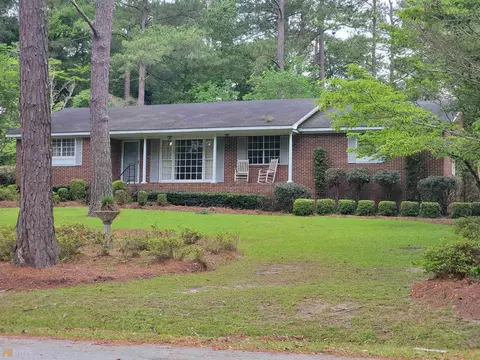943 Progress Pl, Millen, GA 30442 photo 1