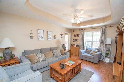 450 Hampton Green Dr, Lagrange, GA 30240 photo 4