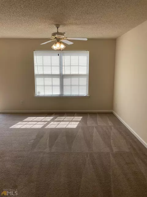 7097 Georges Way, Morrow, GA 30260 photo 4