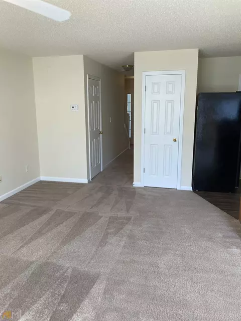7097 Georges Way, Morrow, GA 30260 photo 5
