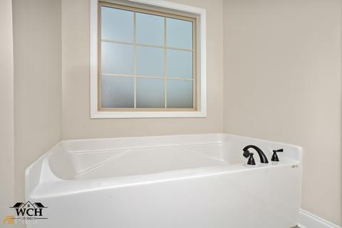 821 John E Sullivan Rd, Byron, GA 31008 photo 8