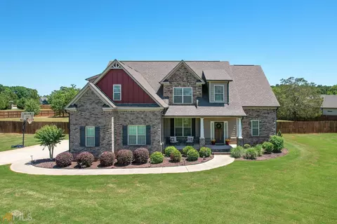 106 Dove Dr, Jackson, GA 30233 photo 2