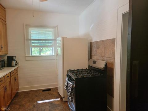 196 Baugh St, Commerce, GA 30529 photo 8