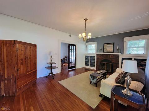 196 Baugh St, Commerce, GA 30529 photo 2
