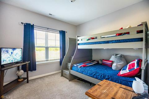 240 Cash Dr, Lagrange, GA 30241 photo 2