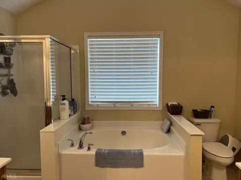 240 Montrose Way Ct, Lagrange, GA 30240 photo 15