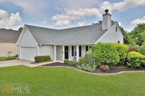418 Ash Trace Ln, Grayson, GA 30017 photo 2