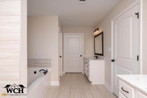 825 John E Sullivan Rd, Byron, GA 31008 photo 9