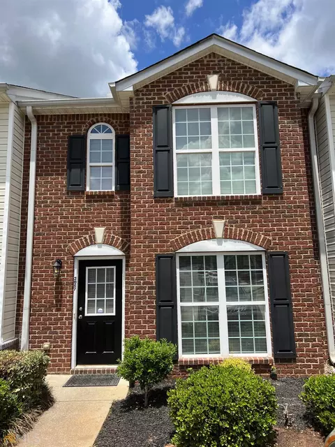 2047 Grove Way, Hampton, GA 30228 photo 1