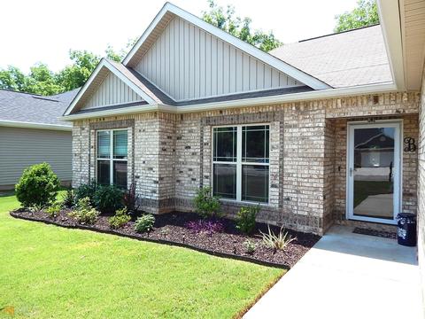 109 Mcewen Ct, Perry, GA 31069 photo 2