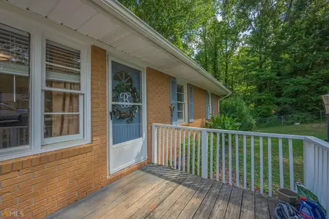 190 Richardson St, Toccoa, GA 30577 photo 3