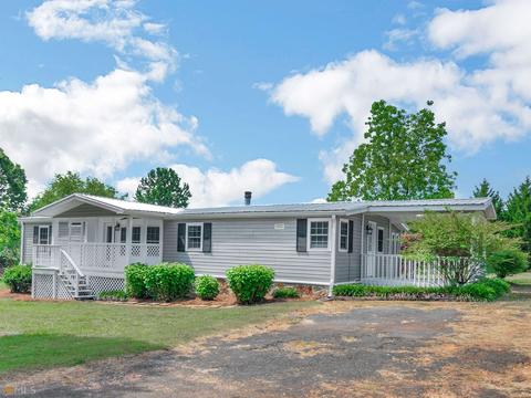 194 Hendricks Rd, Milner, GA 30257 photo 3