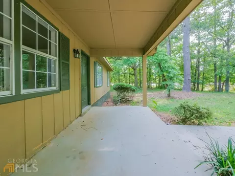 10107 Brown Bridge Rd, Covington, GA 30014 photo 26
