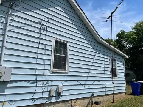 883 SE Malcom St, Conyers, GA 30012 photo 5