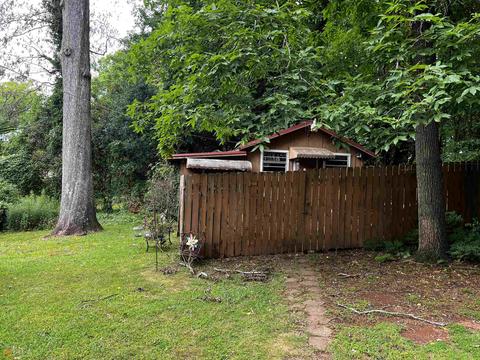 225 Hickory Ter, Lagrange, GA 30241 photo 5