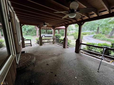 225 Hickory Ter, Lagrange, GA 30241 photo 2