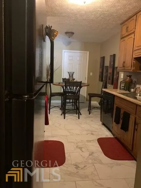 6494 Bobolink Ct, Rex, GA 30273 photo 8