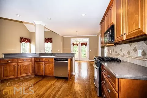 104 Pond View Pt, Lagrange, GA 30240 photo 10